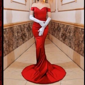 Portia & Scarlett Gown